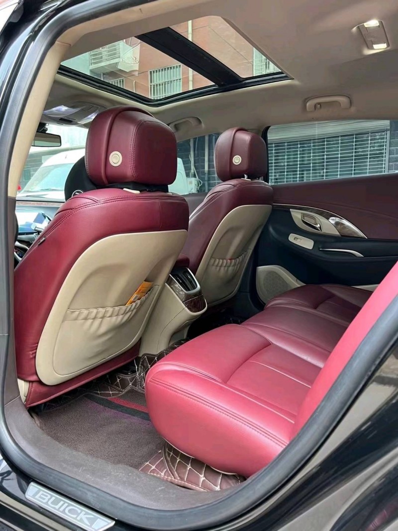 邢台15年别克君越7