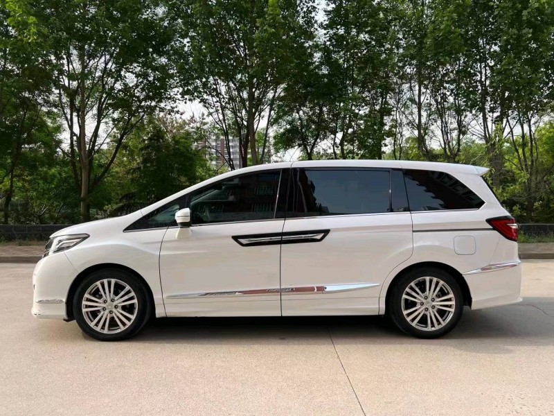 邢台18年本田艾力绅4