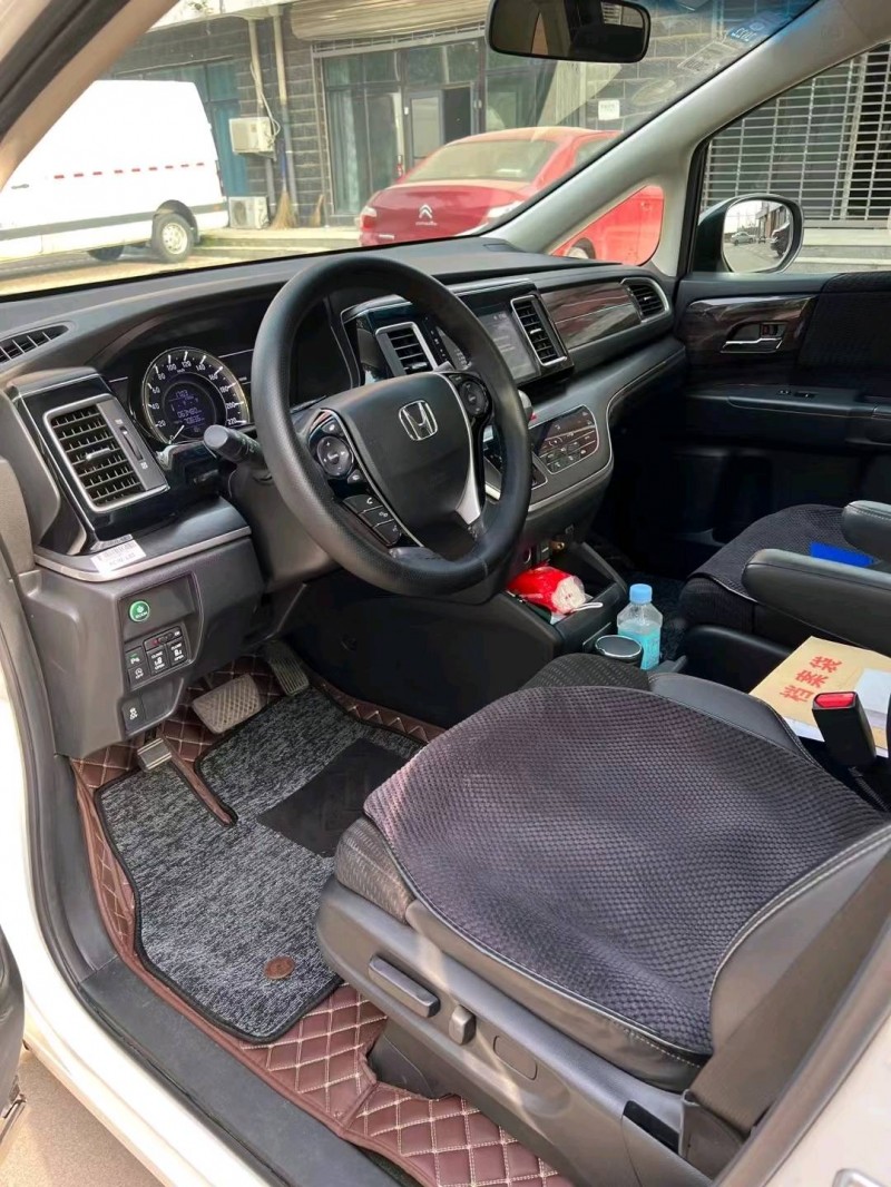 邢台18年本田艾力绅5
