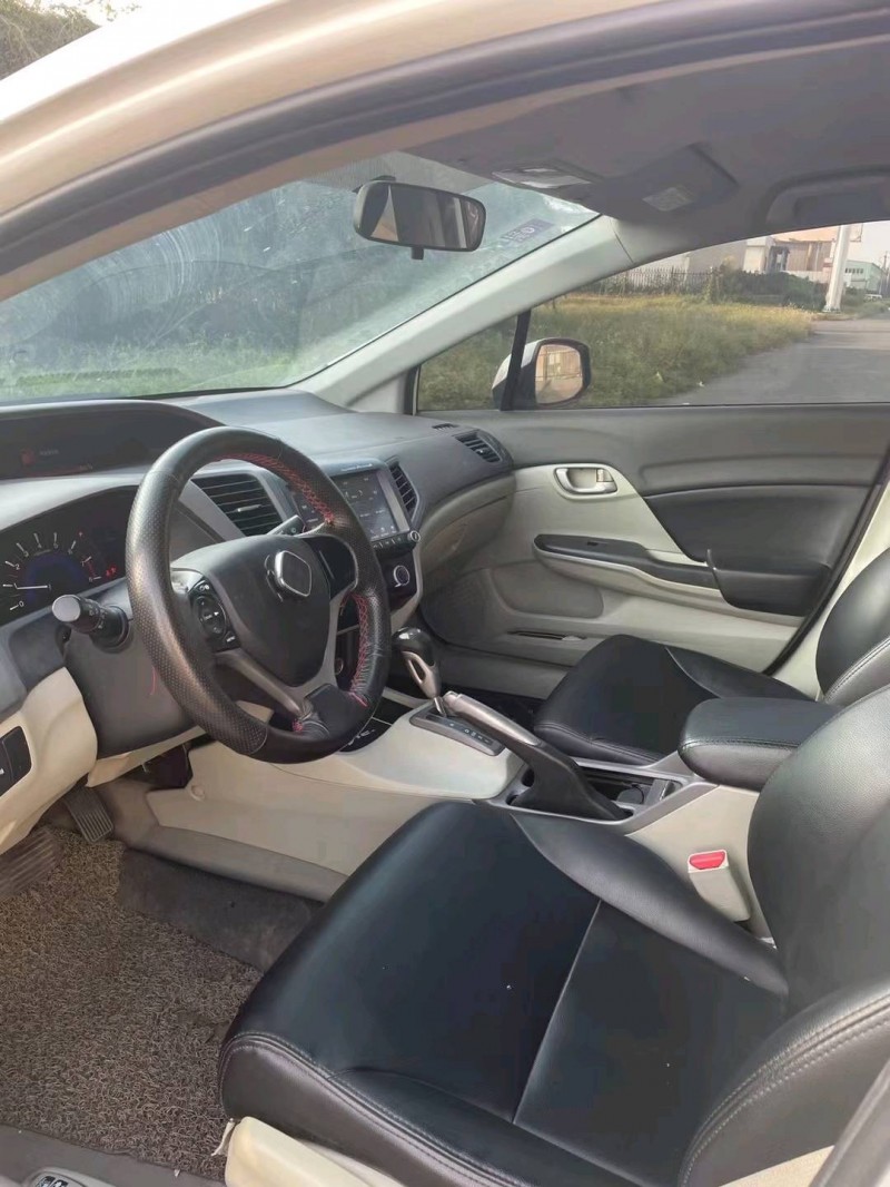 沈阳12年本田思域5