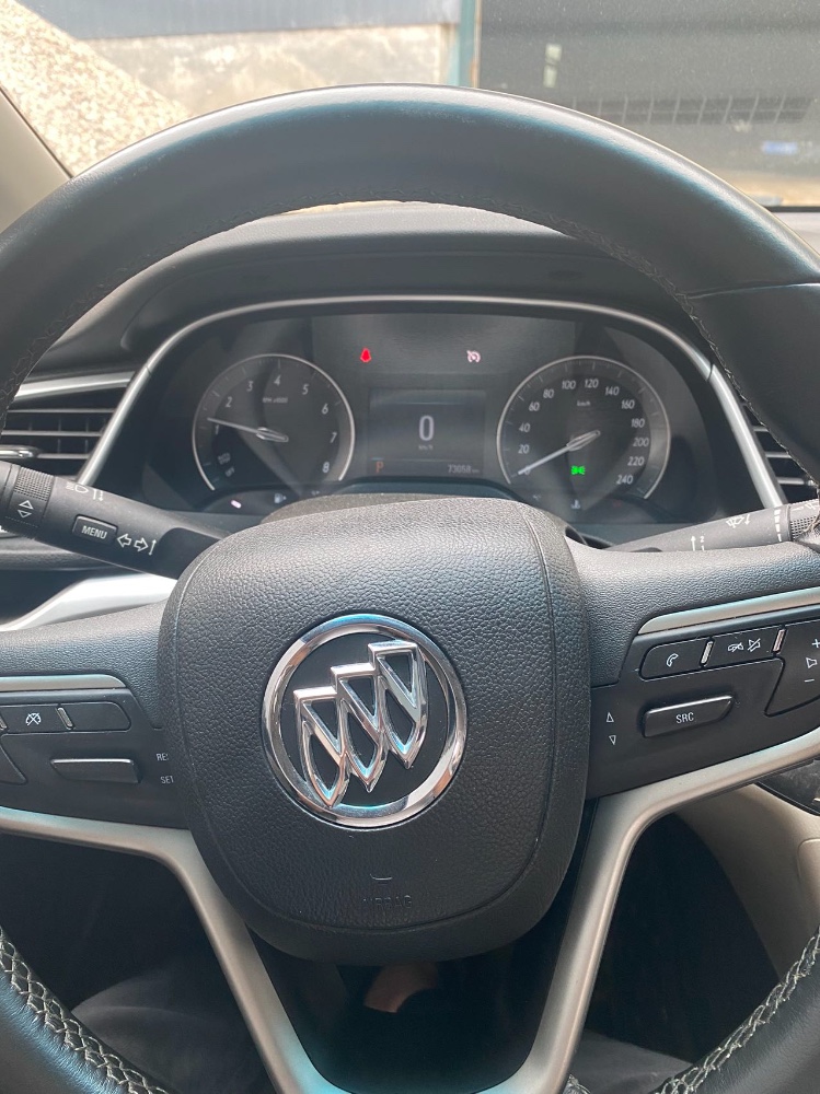 济宁18年别克英朗3