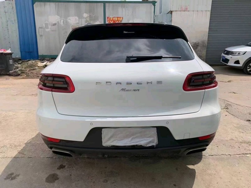 广州16年保时捷Macan8