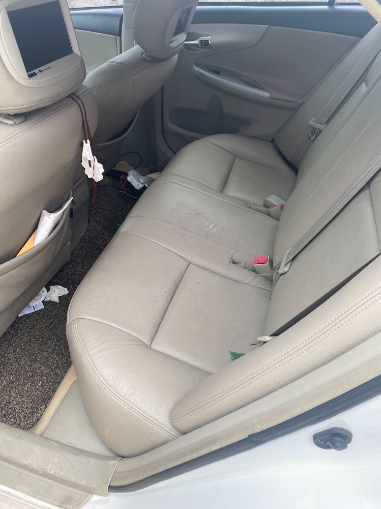 济宁12年丰田卡罗拉4