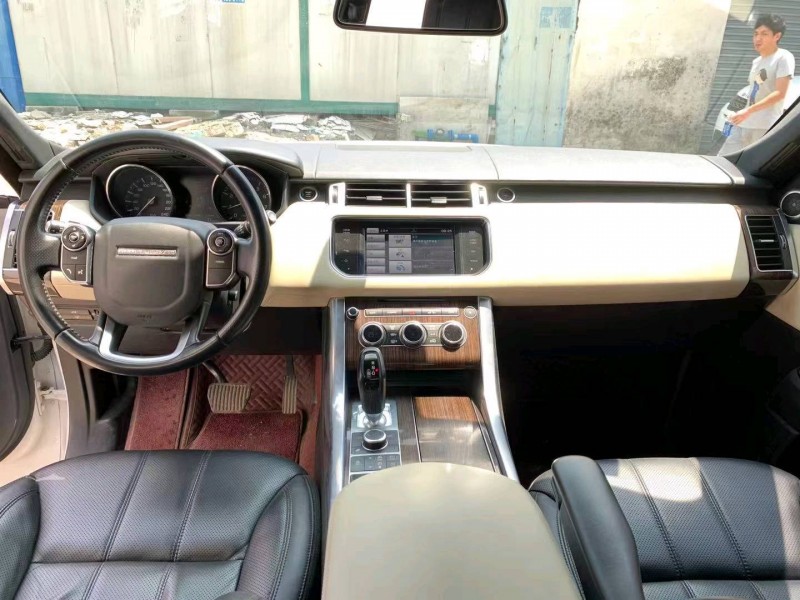 广州14年路虎揽胜运动5