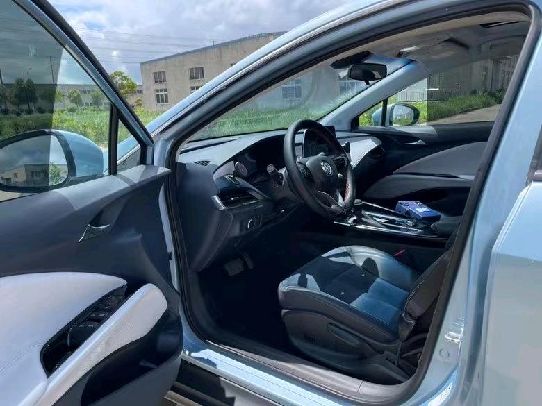 盐城20年别克微蓝4