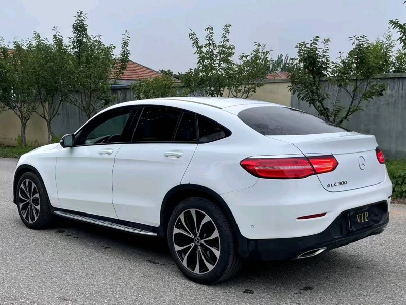 潍坊17年奔驰GLC4