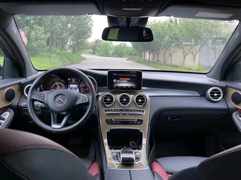 潍坊17年奔驰GLC8