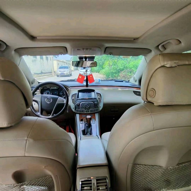 烟台12年别克君越6