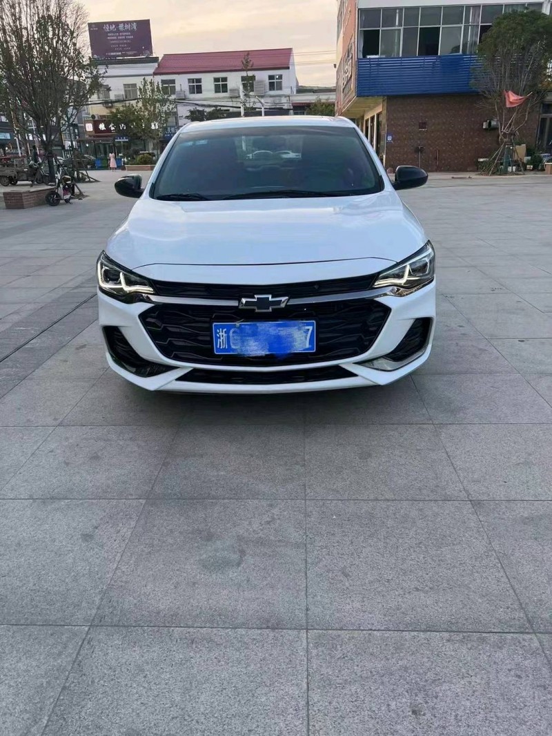 徐州20年雪佛兰科鲁泽1