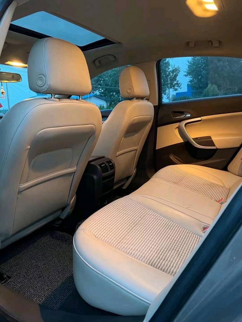 北京17年别克君威5