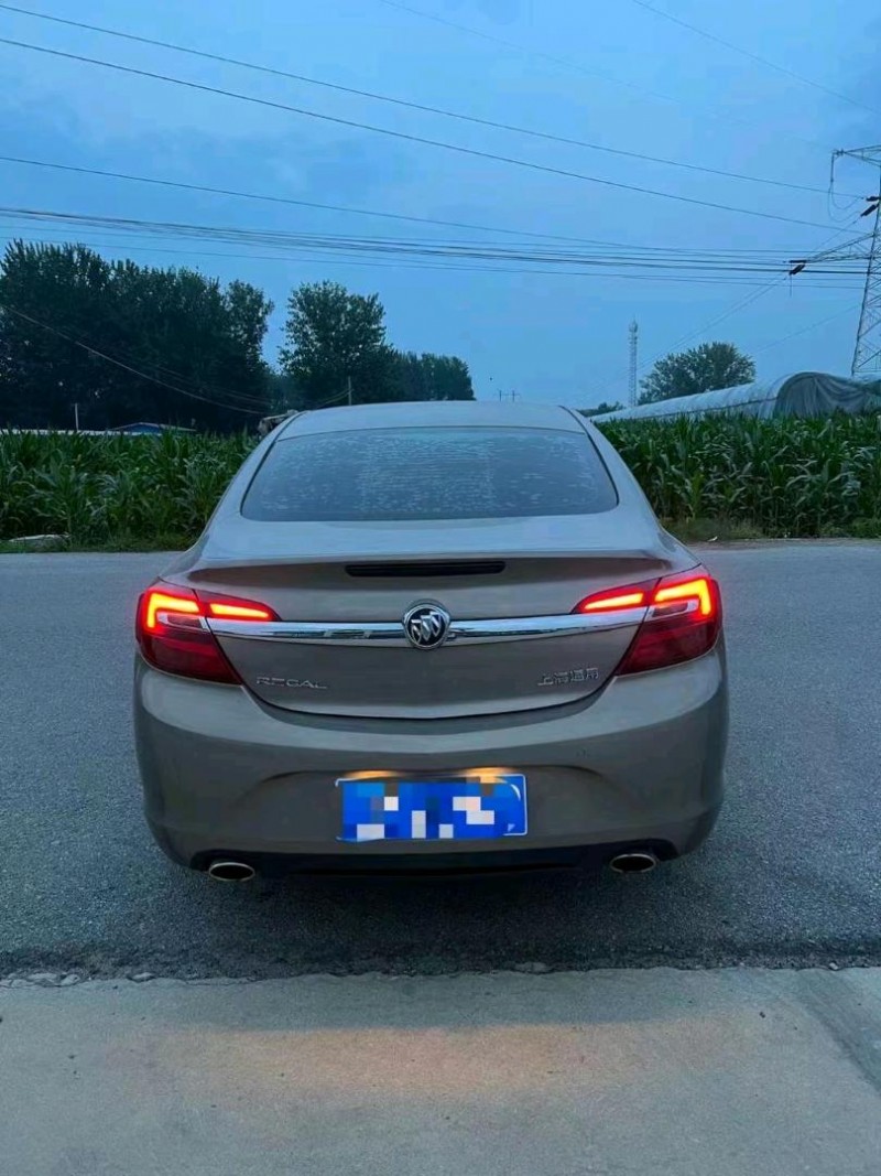 北京17年别克君威1