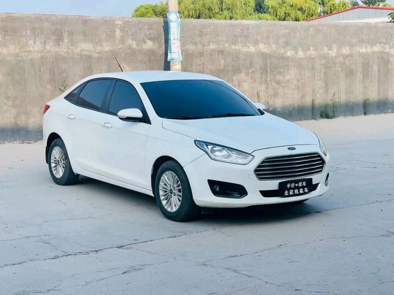 烟台17年福特福睿斯2