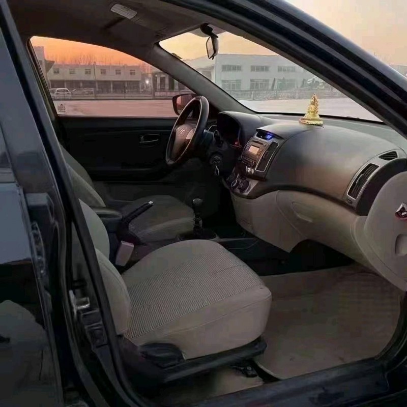 北京12年现代悦动4