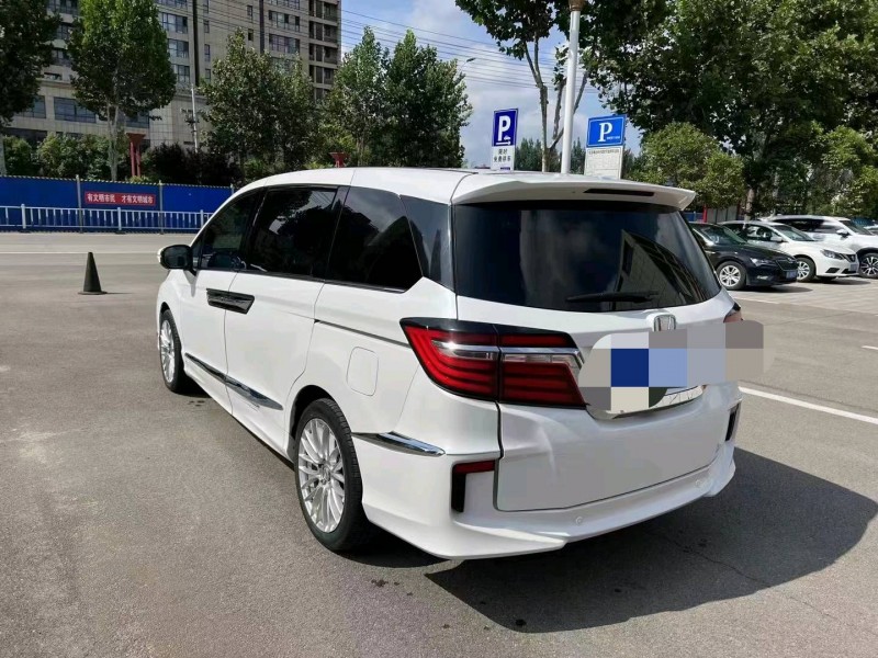 烟台19年本田艾力绅3