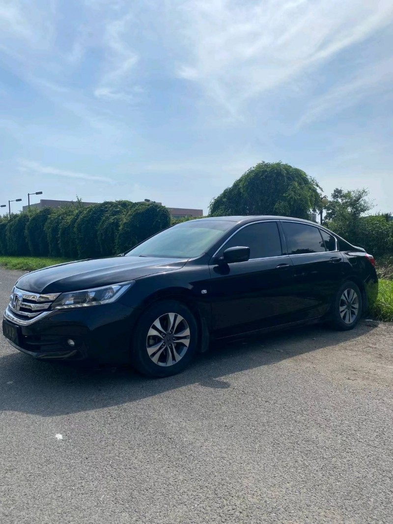 沈阳16年本田雅阁3