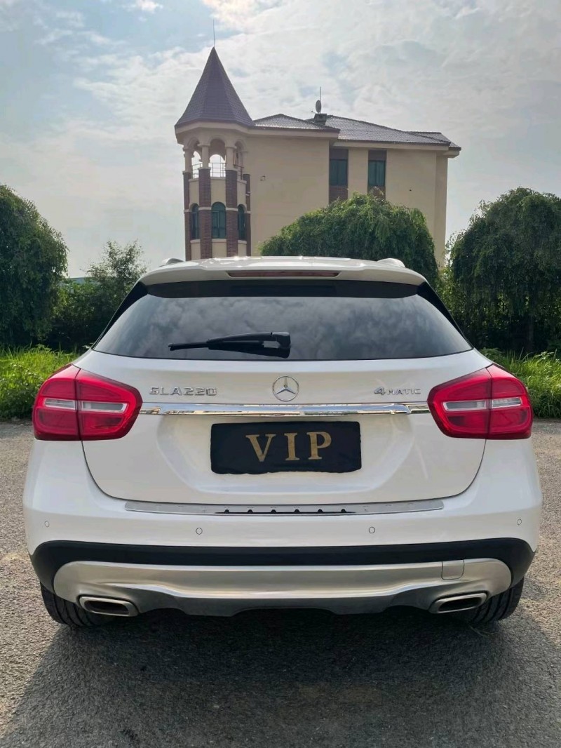 沈阳16年奔驰GLA7