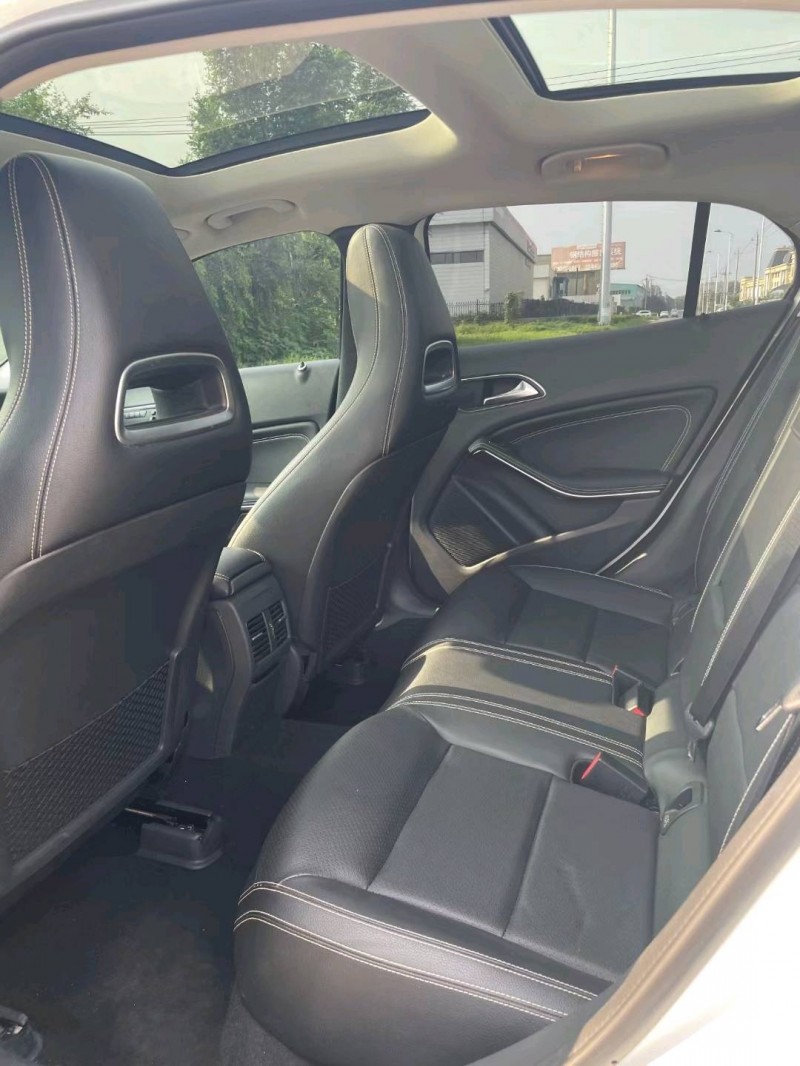 沈阳16年奔驰GLA8