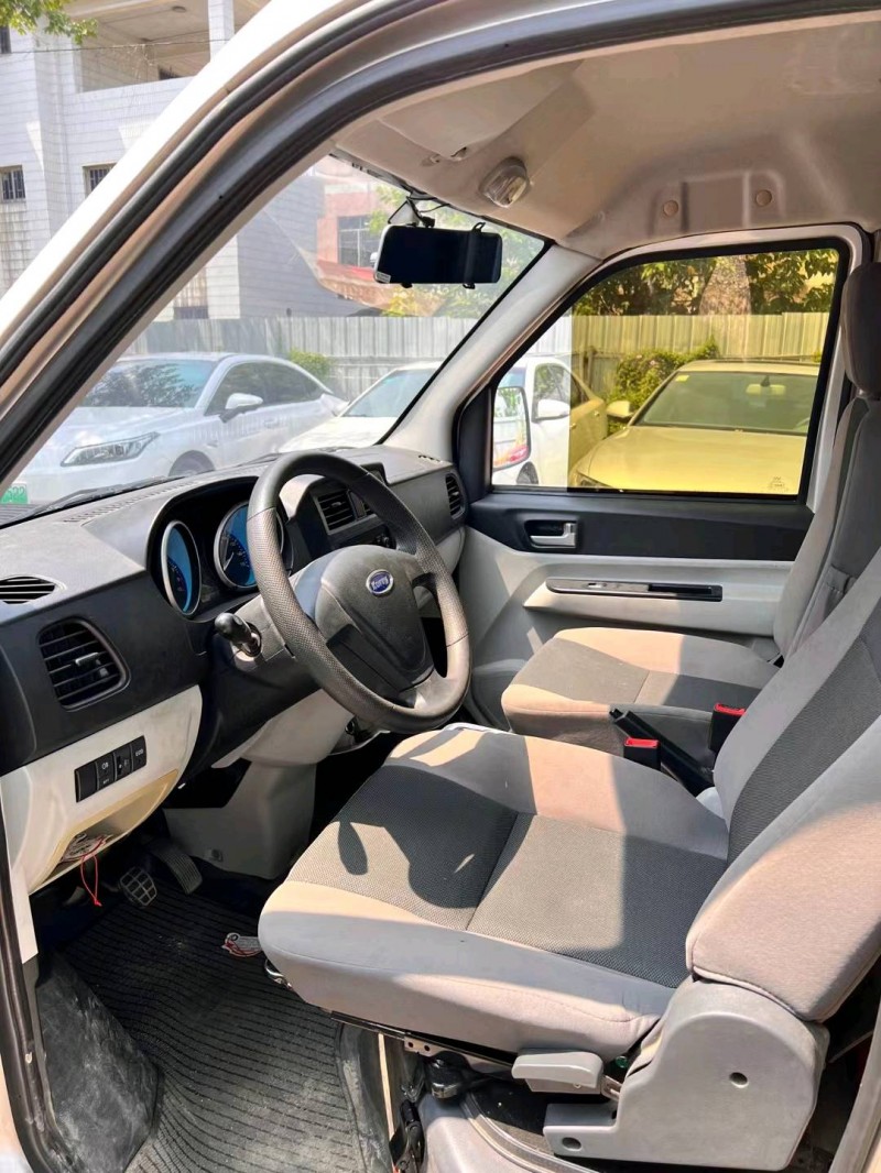 广州21年奇瑞开瑞7