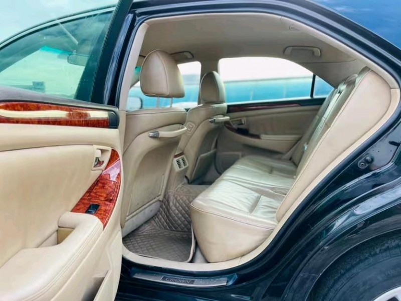 东莞06年丰田皇冠4