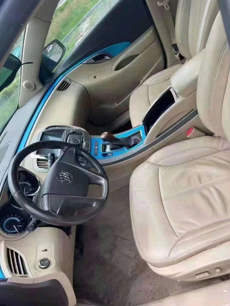 北京11年别克君越6