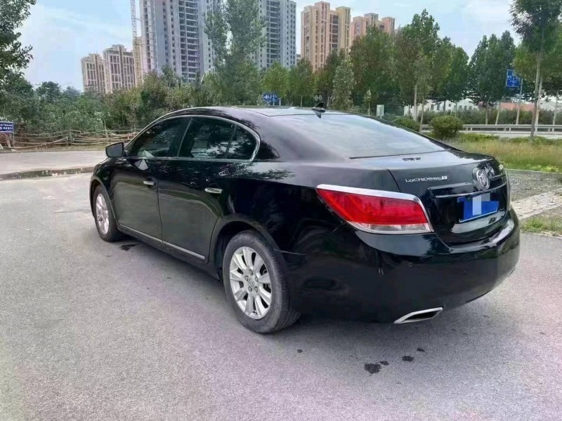 北京11年别克君越3