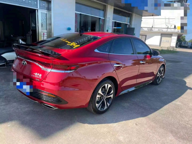 宜春21年现代菲斯塔4