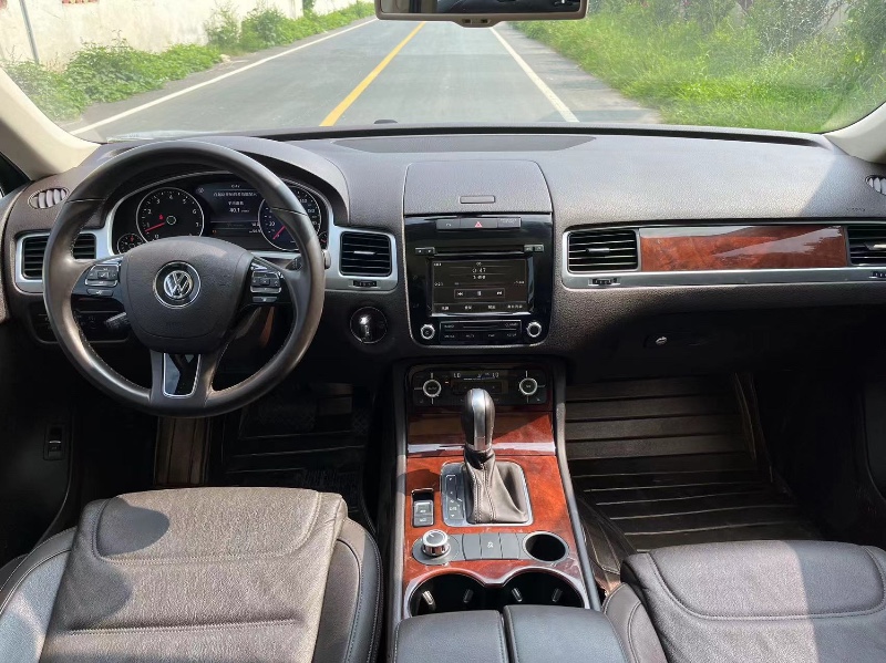 郑州15年大众途锐5