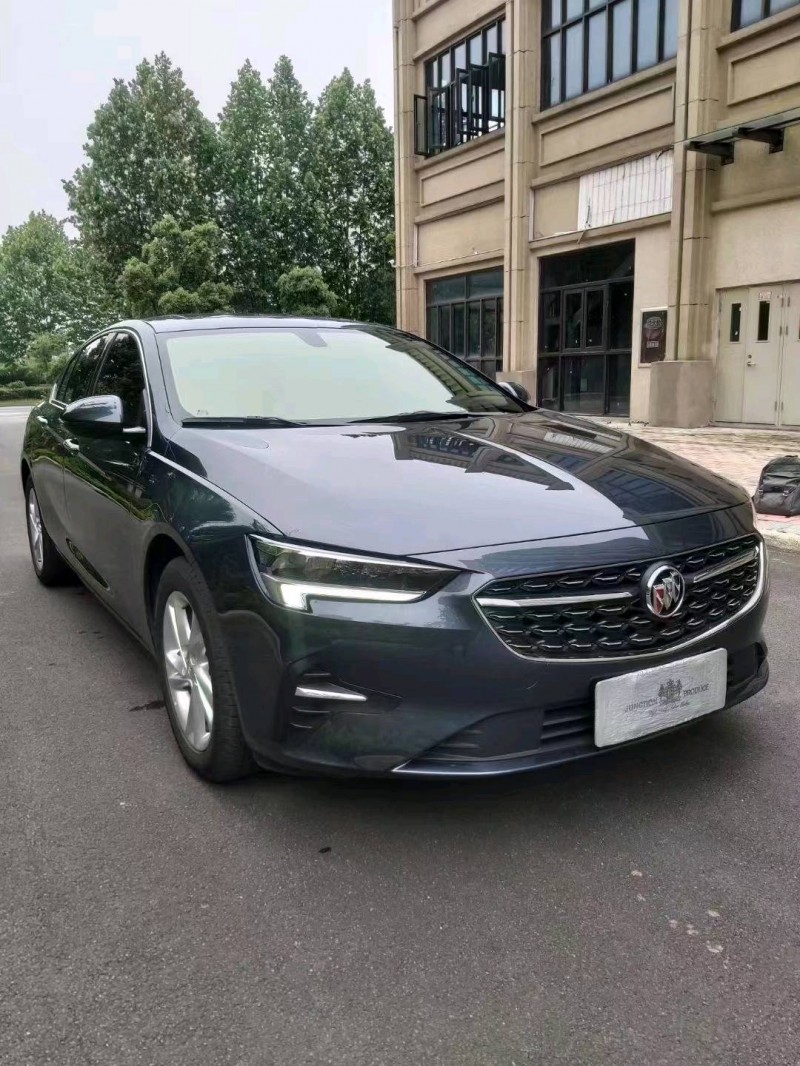 宜春21年别克君威2