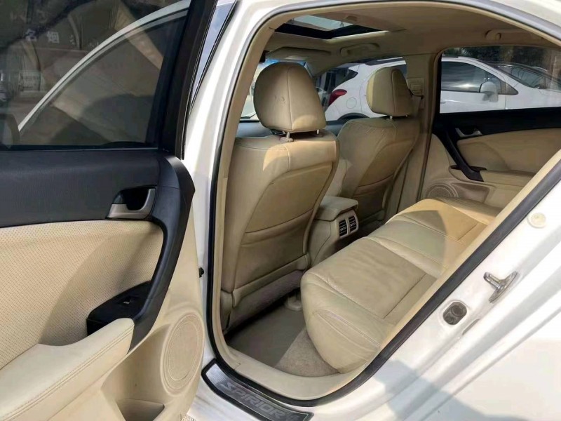 烟台11年本田思铂睿4