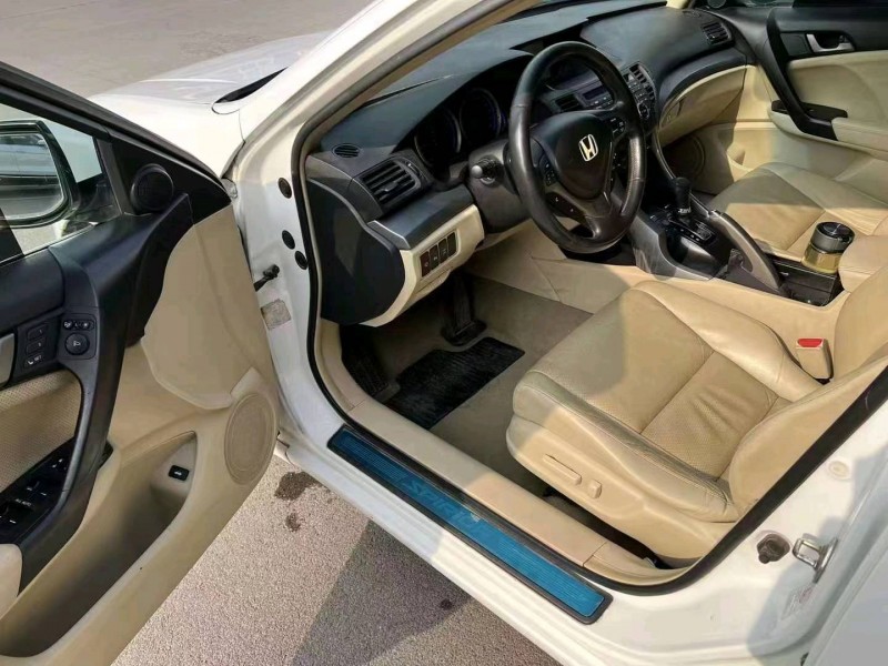 烟台11年本田思铂睿6