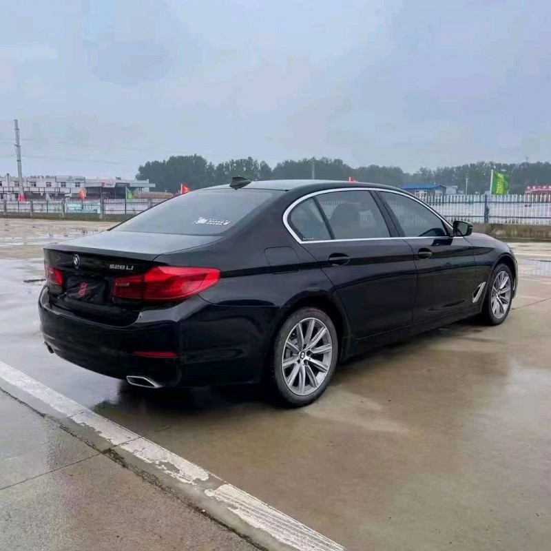 北京18年宝马5系8
