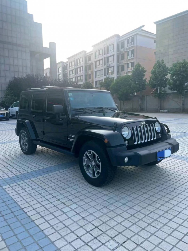 邢台18年Jeep牧马人6