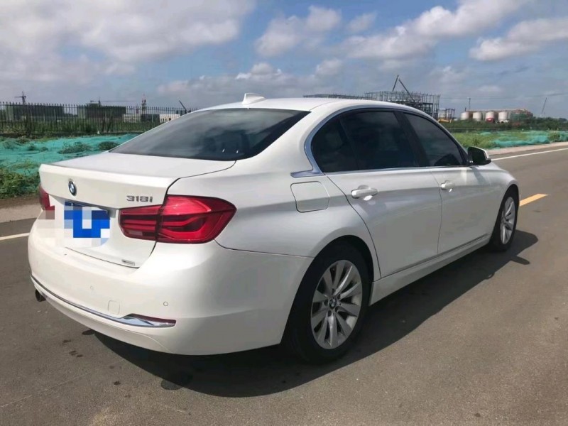 潍坊17年宝马3系8