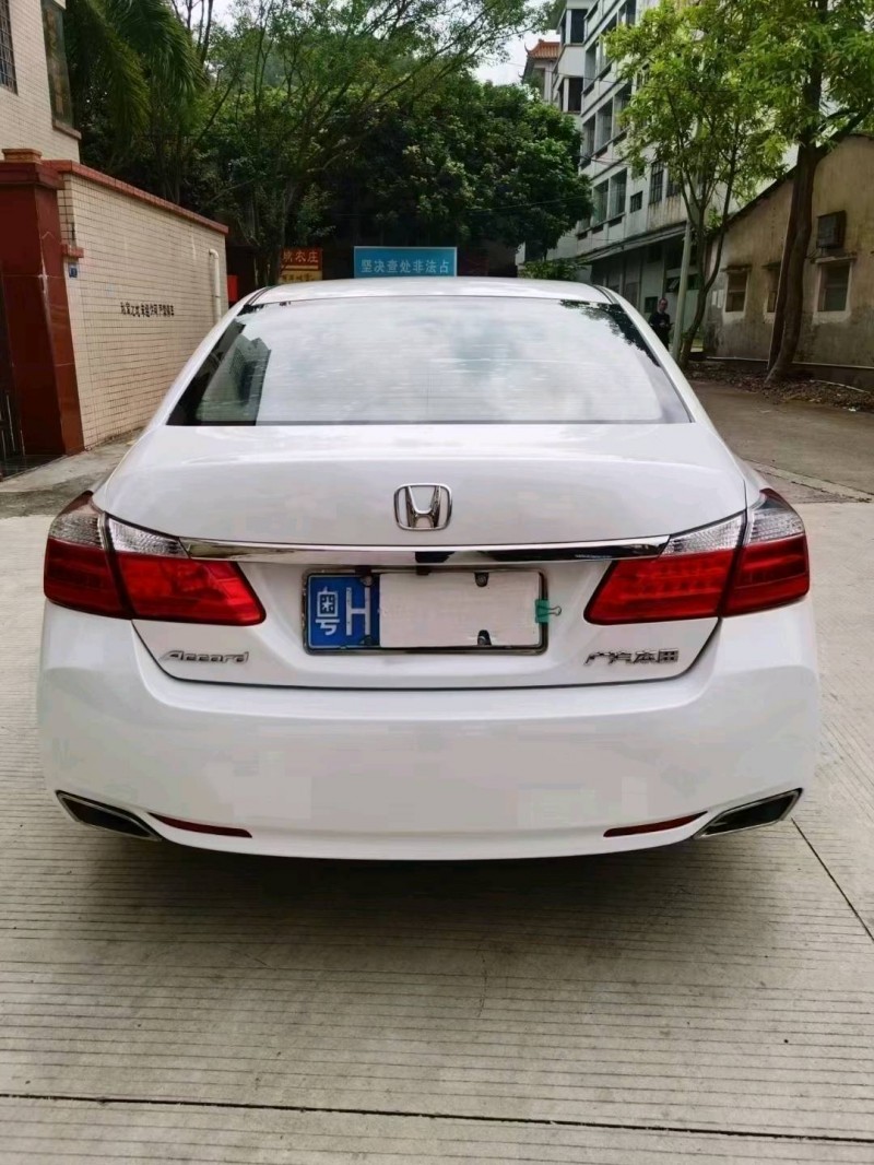 中山15年本田雅阁2