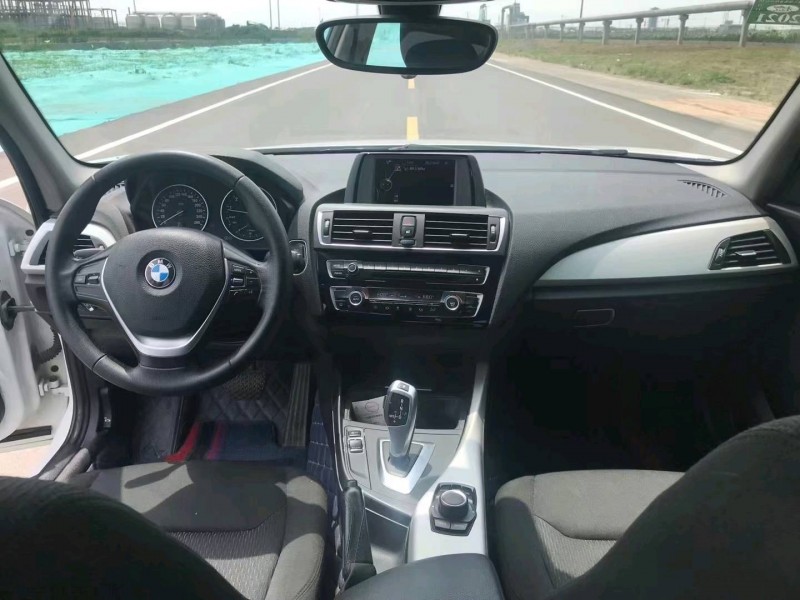 潍坊17年宝马1系4