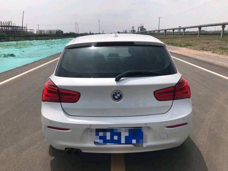 潍坊17年宝马1系1