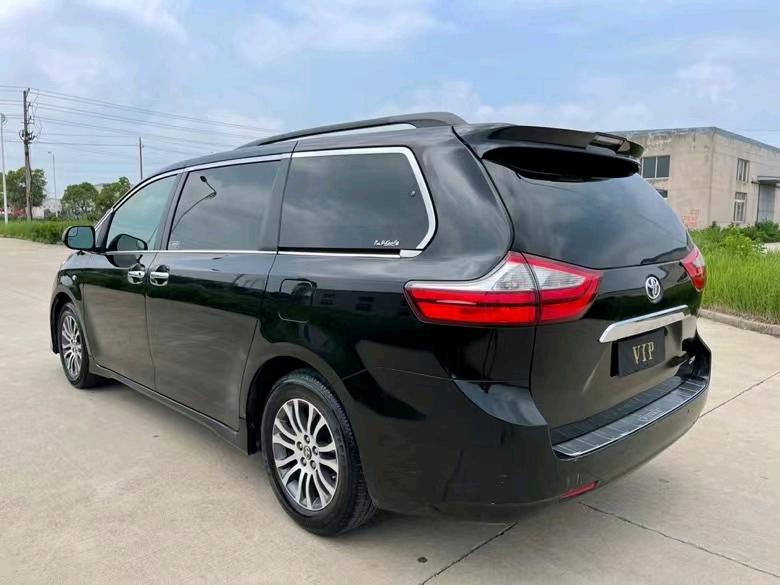 盐城19年丰田塞纳9