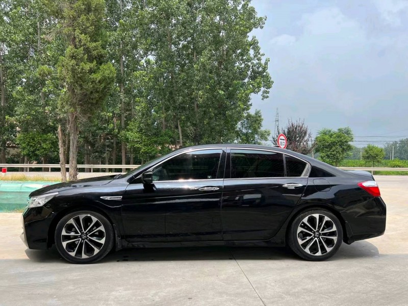 北京13年本田雅阁6