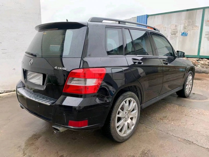 中山11年奔驰GLK7