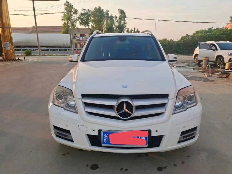 烟台10年奔驰GLK1