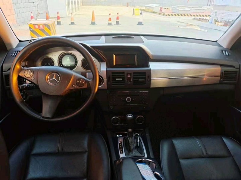 烟台10年奔驰GLK9