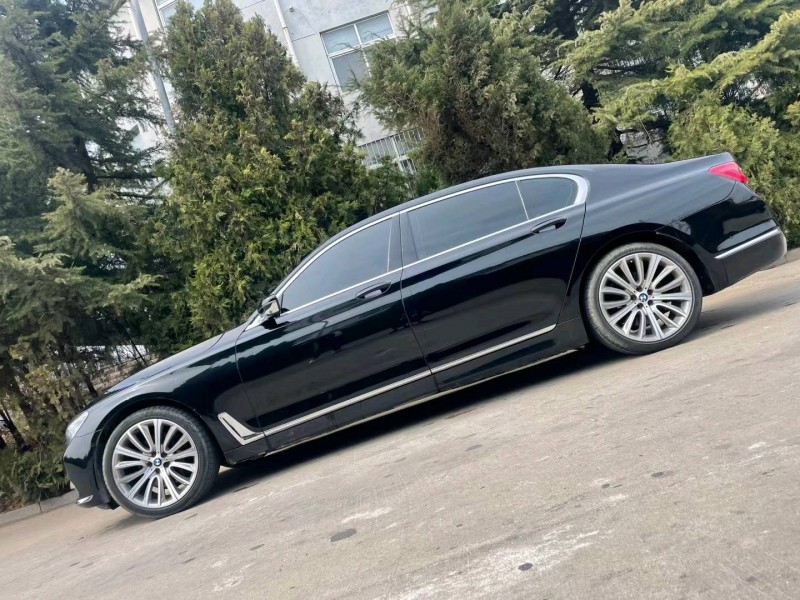 潍坊16年宝马7系3