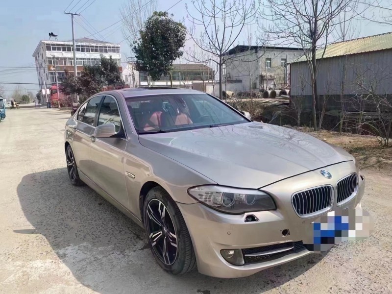 北京11年宝马5系8