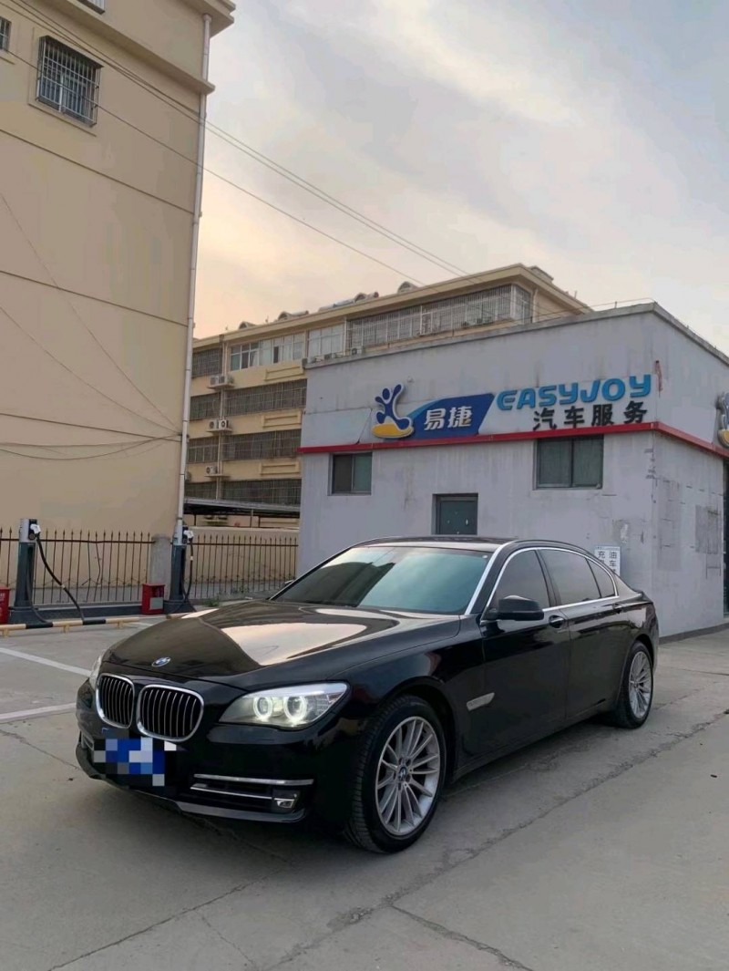 北京14年宝马7系1