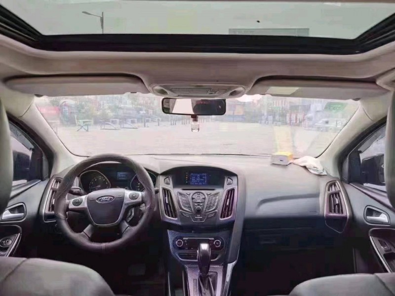 北京13年福特福克斯2