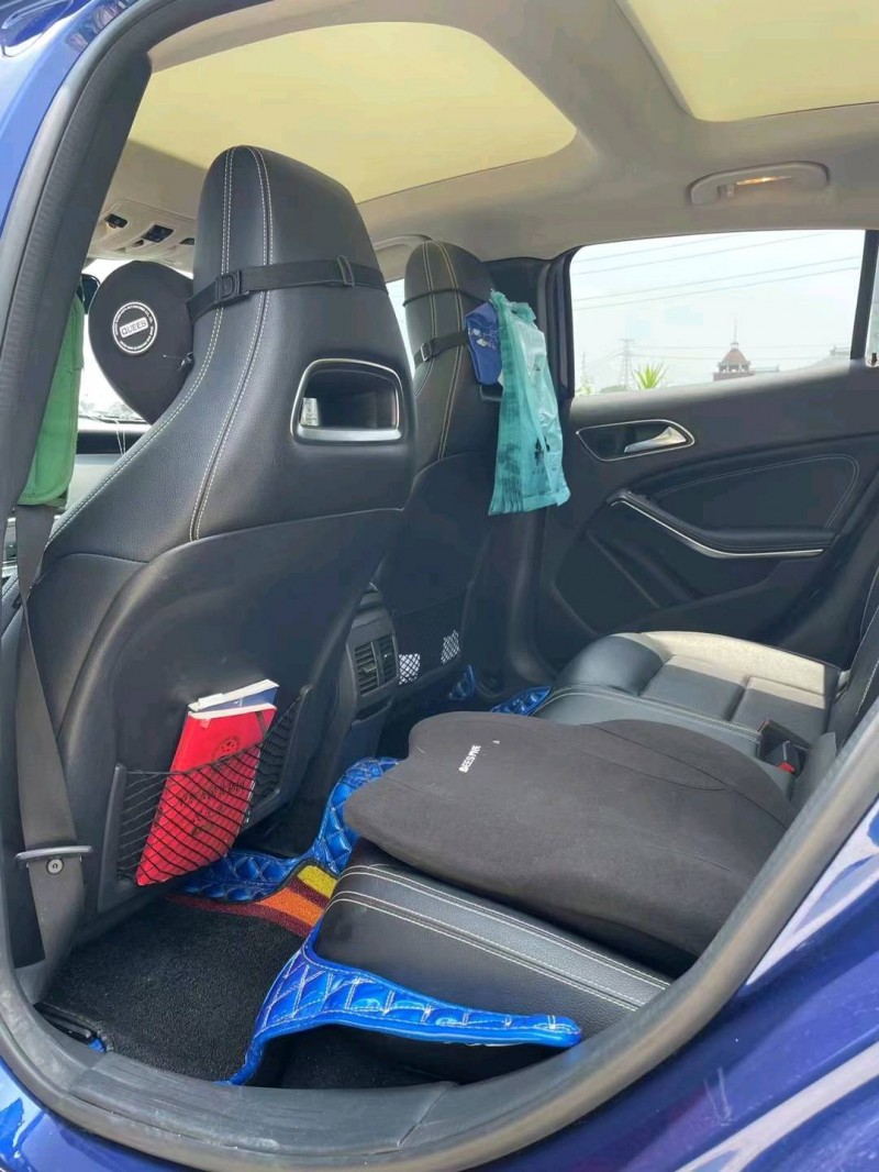 北京18年奔驰GLA4