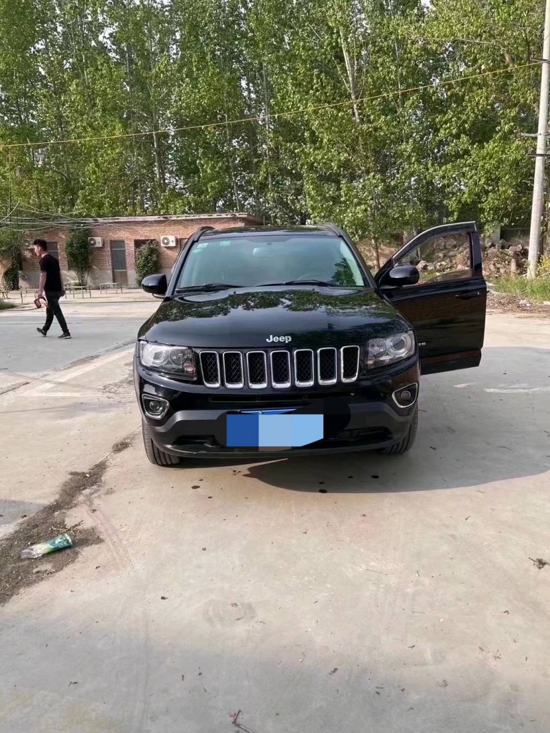 煙臺14年Jeep指南者1