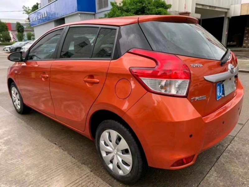 中山16年丰田YARiS L 致炫4