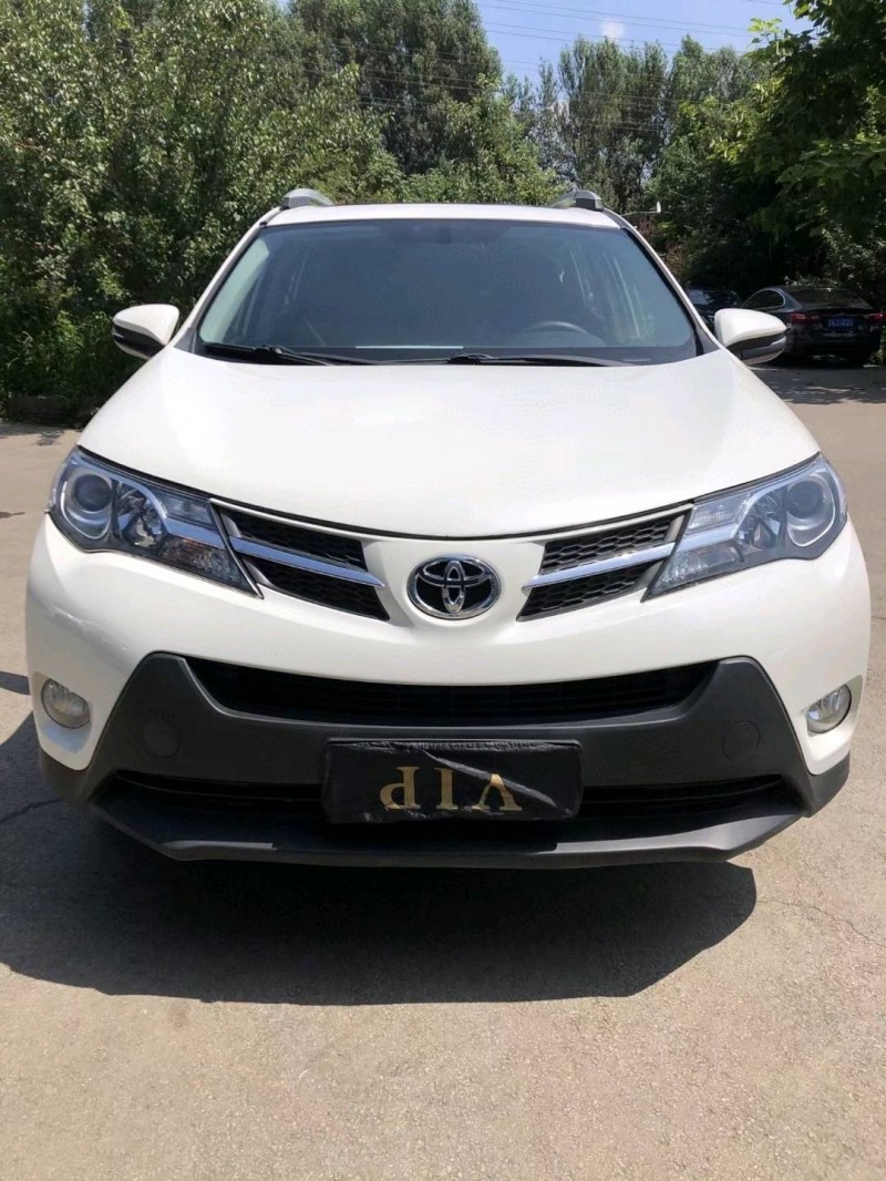 沈阳15年丰田RAV4荣放1