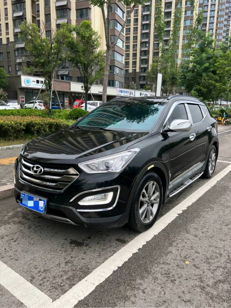 北京13年现代新胜达3